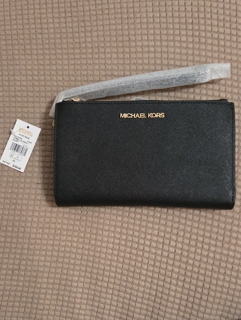 NWT Michael Kors Black Jet Set Travel Large Double Zip Wristlet with Gold Logo